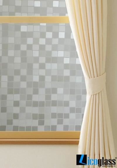 Mẫu decal dán kính 3D ô vuông